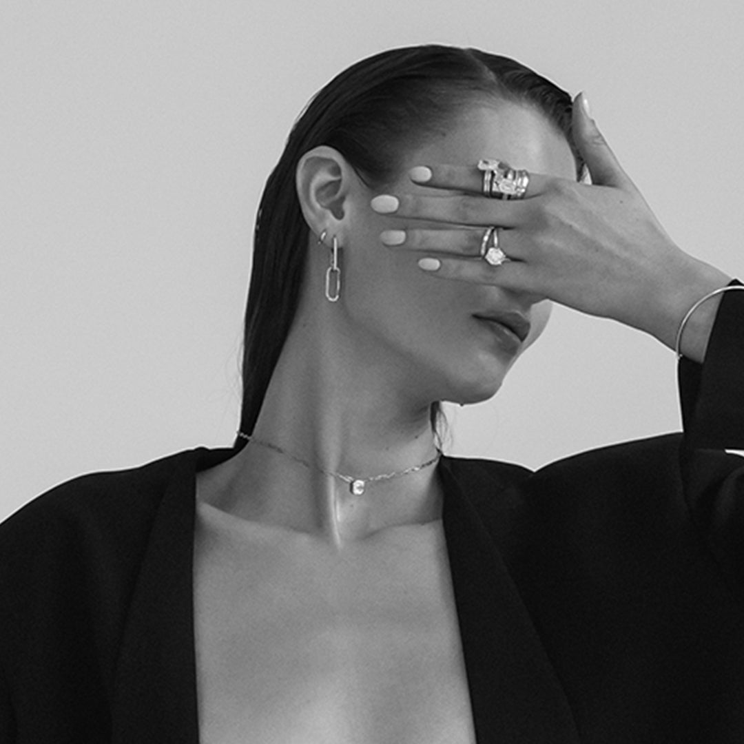 Minimalist Gold Earring